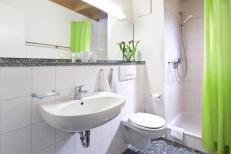 Zimmer 3 Bad haus_schmetterling